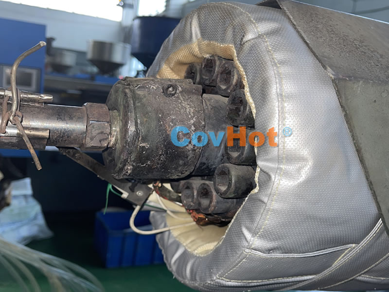 <a href=http://m.ztjjw.com.cn/e/tags/?tagname=%E6%B3%A8%E5%A1%91%E6%9C%BA%E4%BF%9D%E6%B8%A9 target=_blank class=infotextkey>注塑機保溫</a>,炮筒<a href=http://m.ztjjw.com.cn/e/tags/?tagname=%E4%BF%9D%E6%B8%A9%E5%A5%97 target=_blank class=infotextkey>保溫套</a>,方便檢修